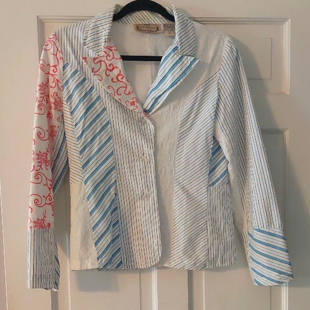 Life Stlye Multicolor Striped Button Down lined Jacket, small